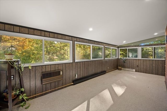 14 Madison Ave, Sharon, MA 02067