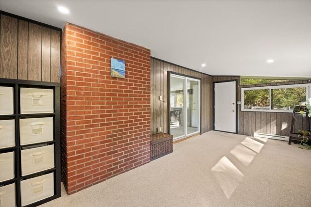 14 Madison Ave, Sharon, MA 02067