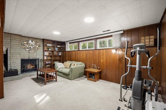 14 Madison Ave, Sharon, MA 02067