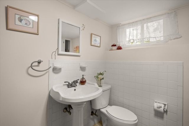 14 Madison Ave, Sharon, MA 02067