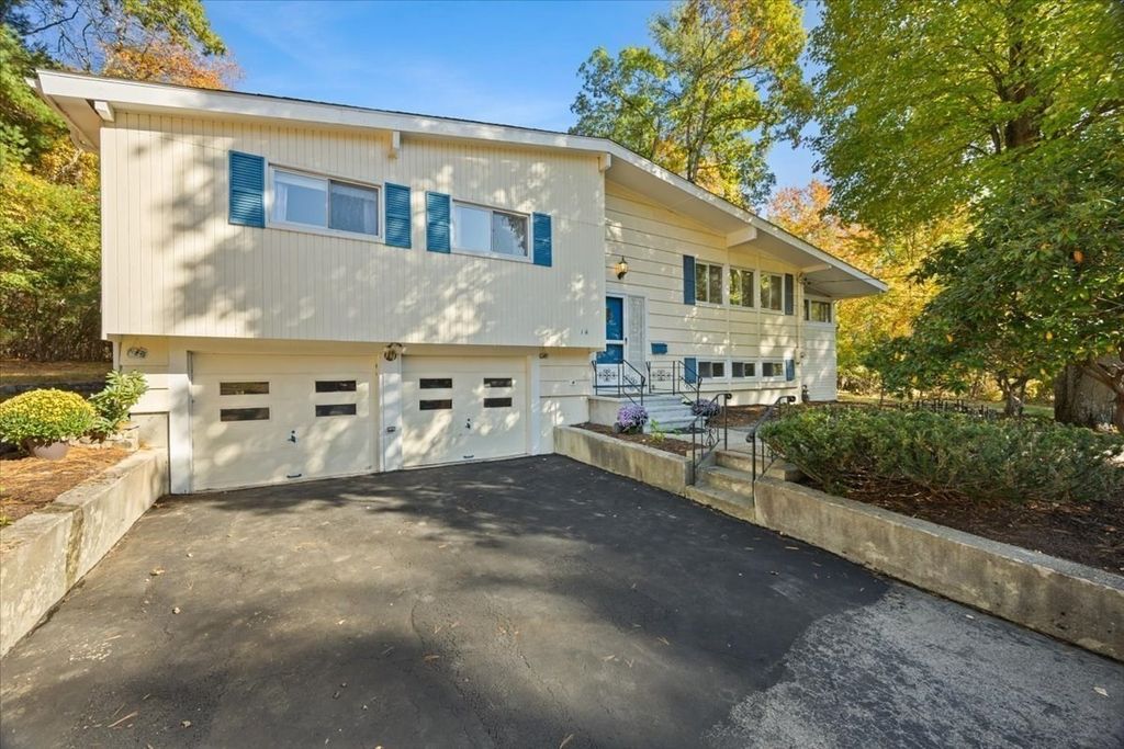 14 Madison Ave, Sharon, MA 02067