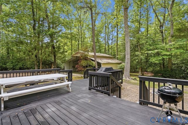 2134 Ettington Ln, Mechanicsville, VA 23111