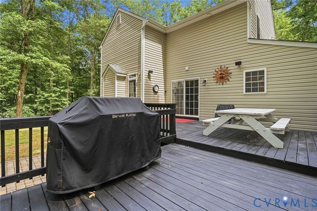 2134 Ettington Ln, Mechanicsville, VA 23111