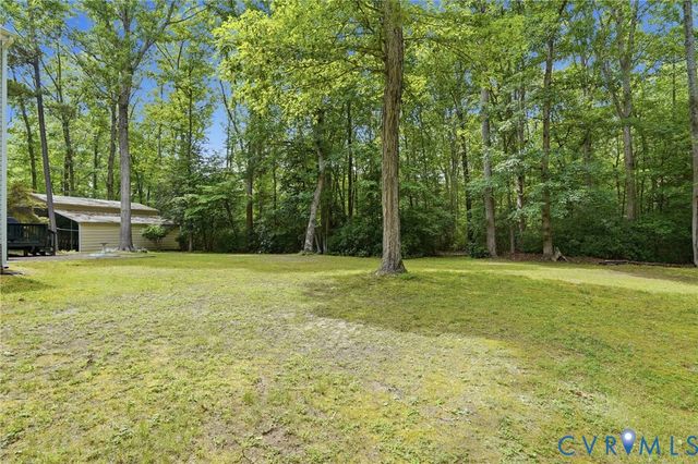 2134 Ettington Ln, Mechanicsville, VA 23111