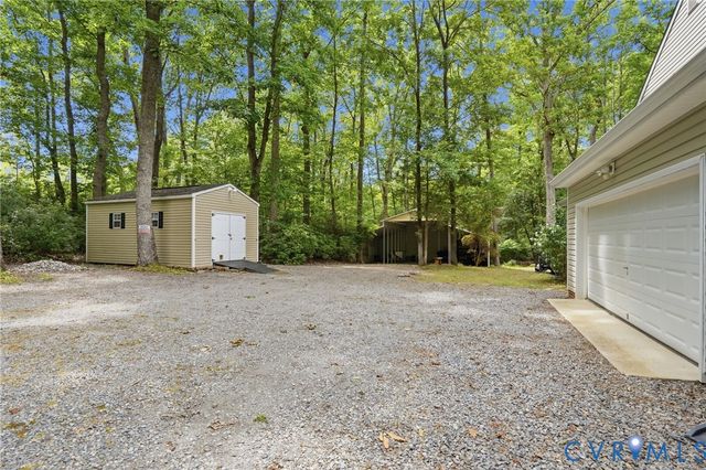 2134 Ettington Ln, Mechanicsville, VA 23111