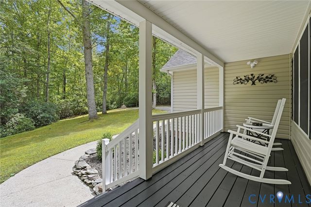 2134 Ettington Ln, Mechanicsville, VA 23111