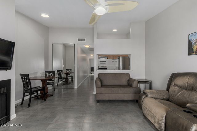 14203 N 19TH Avenue 2040, Phoenix, AZ 85023