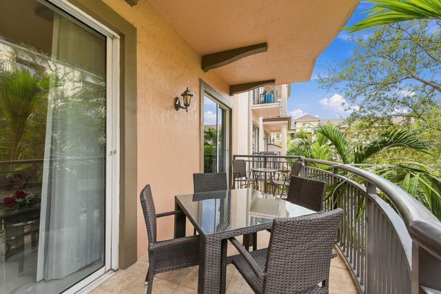 2601 NE 14th Avenue 306, Wilton Manors, FL 33334