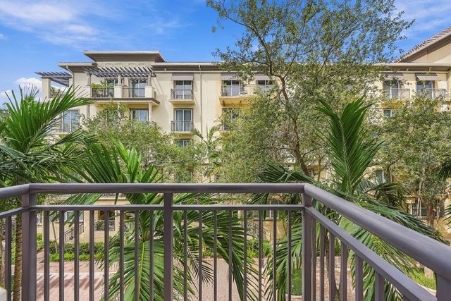 2601 NE 14th Avenue 306, Wilton Manors, FL 33334