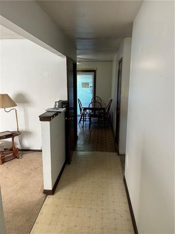 6740 SE Horseshoe Drive, Holt, MO 64048
