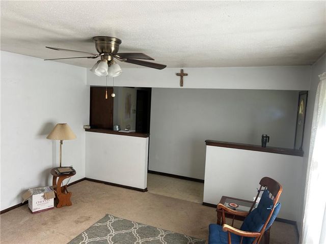 6740 SE Horseshoe Drive, Holt, MO 64048