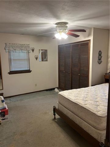 6740 SE Horseshoe Drive, Holt, MO 64048