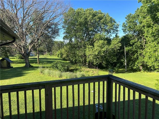 6740 SE Horseshoe Drive, Holt, MO 64048