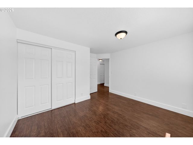 1676 Nw YOUNGWOOD Ct, Roseburg, OR 97471