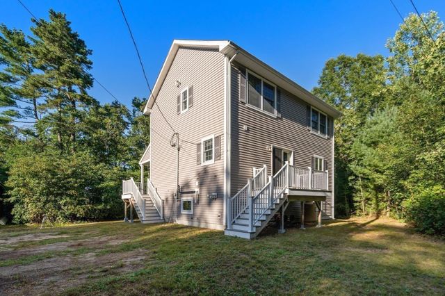16 Carmichael Way, Wareham, MA 02571