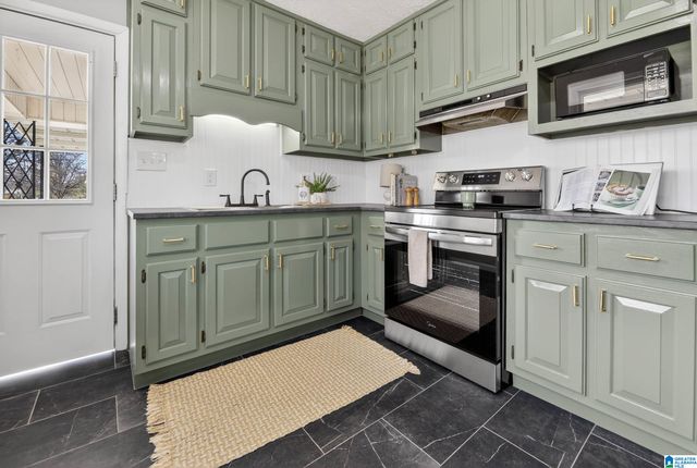 128 DAVIS AVENUE, Oxford, AL 36203