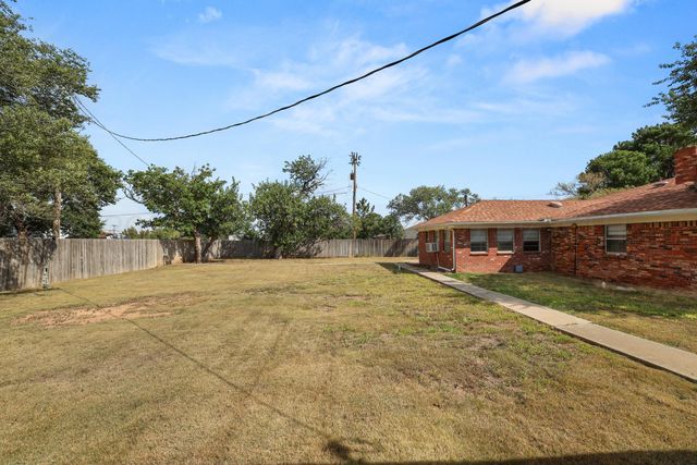 7682 Back Acres Road, Amarillo, TX 79119