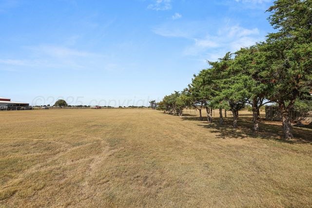 7682 Back Acres Road, Amarillo, TX 79119