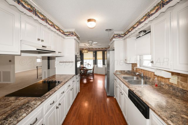 7682 Back Acres Road, Amarillo, TX 79119