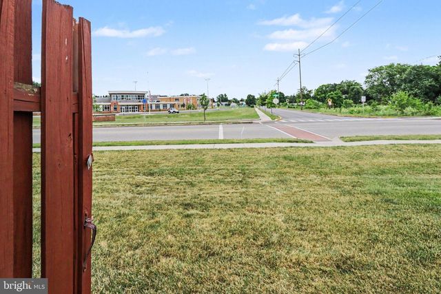 819 OLD SILVER SPRING RD, Mechanicsburg, PA 17055
