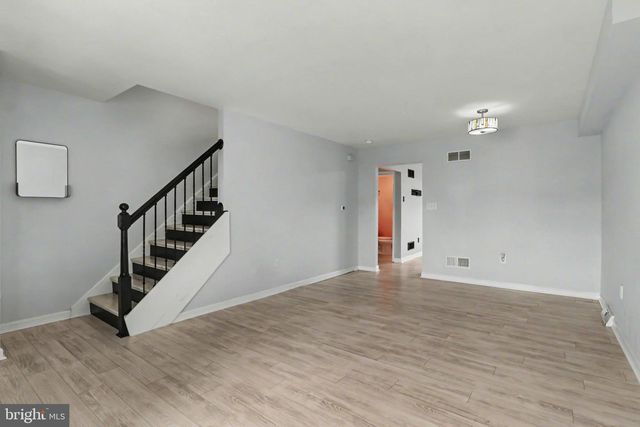 819 OLD SILVER SPRING RD, Mechanicsburg, PA 17055
