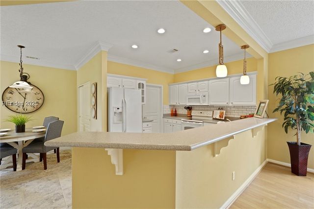 7 Holly Ribbons Cir, Bluffton, SC 29909