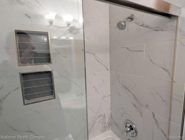 15578 Oconnor Avenue, Allen Park, MI 48101