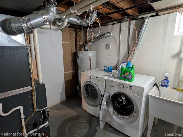 15578 Oconnor Avenue, Allen Park, MI 48101