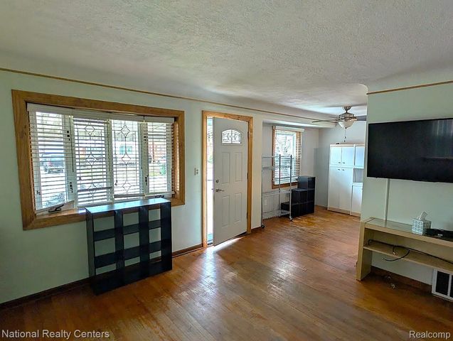 15578 Oconnor Avenue, Allen Park, MI 48101