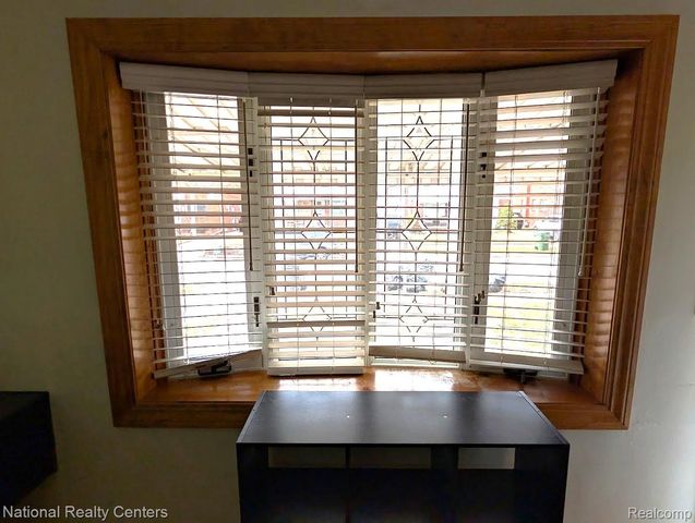 15578 Oconnor Avenue, Allen Park, MI 48101