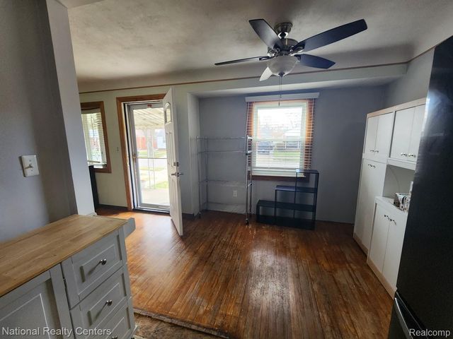 15578 Oconnor Avenue, Allen Park, MI 48101