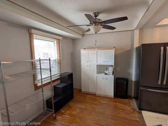 15578 Oconnor Avenue, Allen Park, MI 48101