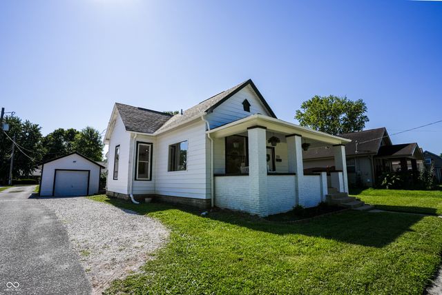 251 S Avon Avenue, Plainfield, IN 46168