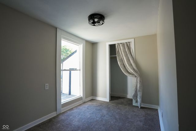 251 S Avon Avenue, Plainfield, IN 46168