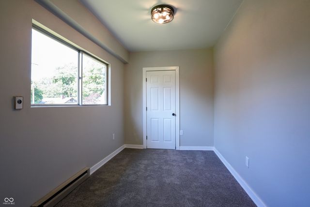 251 S Avon Avenue, Plainfield, IN 46168