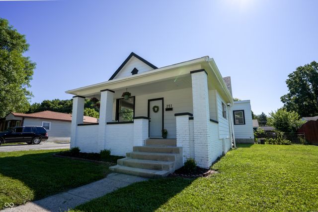 251 S Avon Avenue, Plainfield, IN 46168