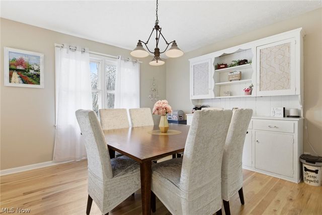 132 Eldridge Road, Aurora, OH 44202