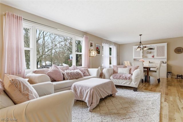 132 Eldridge Road, Aurora, OH 44202