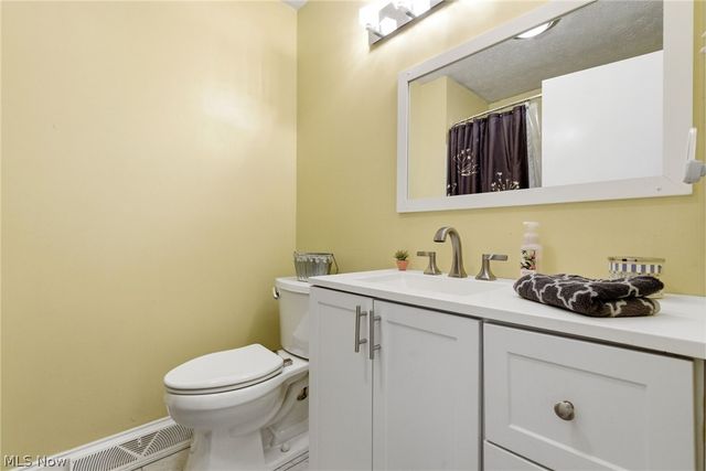 132 Eldridge Road, Aurora, OH 44202