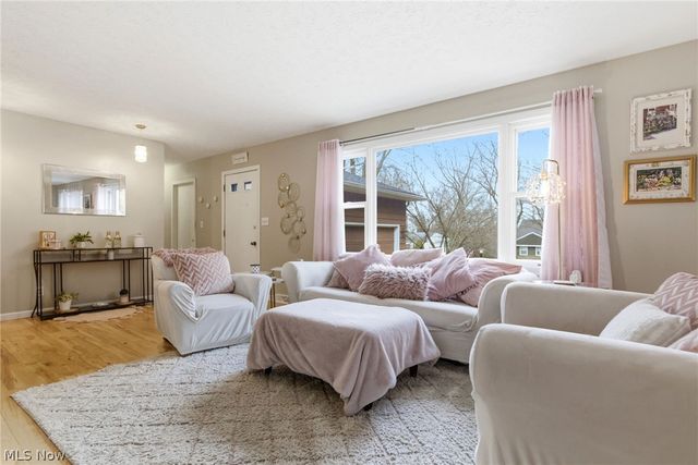 132 Eldridge Road, Aurora, OH 44202