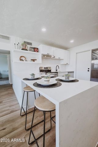 861 N REVERE -- E, Mesa, AZ 85201