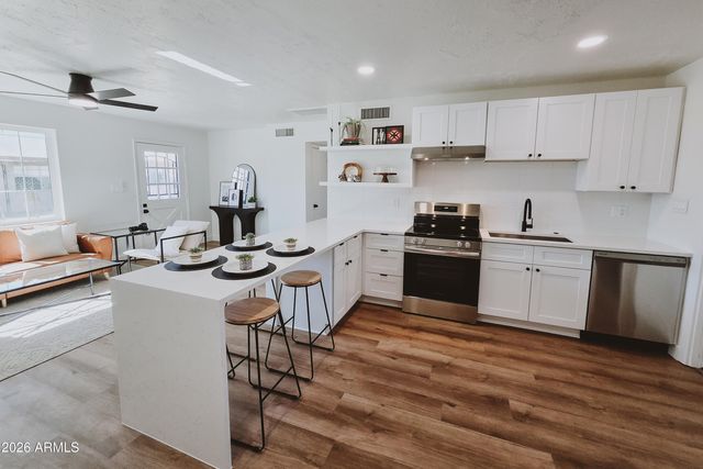 861 N REVERE -- E, Mesa, AZ 85201