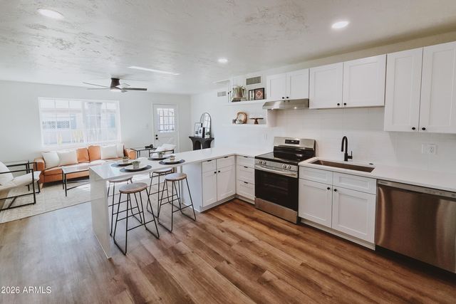 861 N REVERE -- E, Mesa, AZ 85201