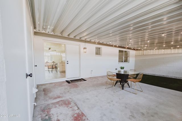 861 N REVERE -- E, Mesa, AZ 85201