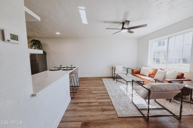 861 N REVERE -- E, Mesa, AZ 85201