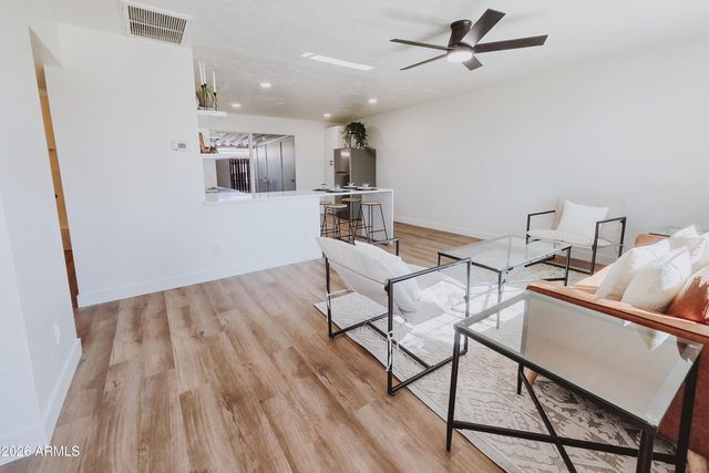 861 N REVERE -- E, Mesa, AZ 85201