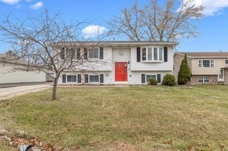 950 101st STREET, Pleasant Prairie, WI 53158