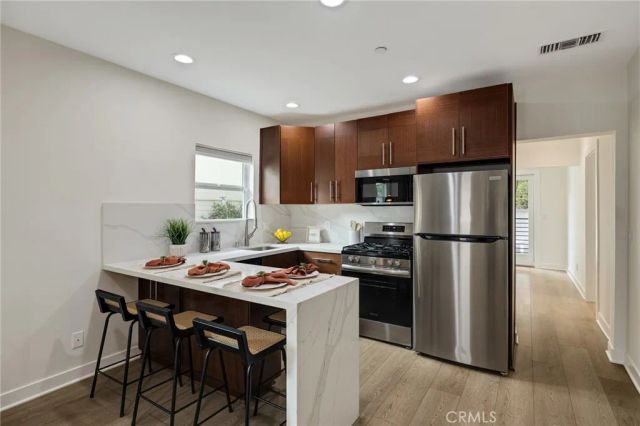 724 San Miguel Avenue, Venice, CA 90291