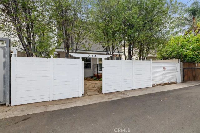 724 San Miguel Avenue, Venice, CA 90291