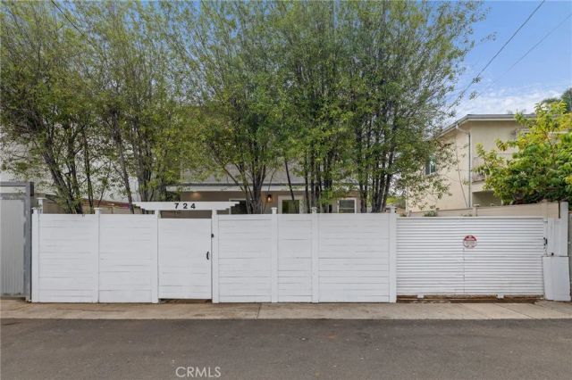 724 San Miguel Avenue, Venice, CA 90291